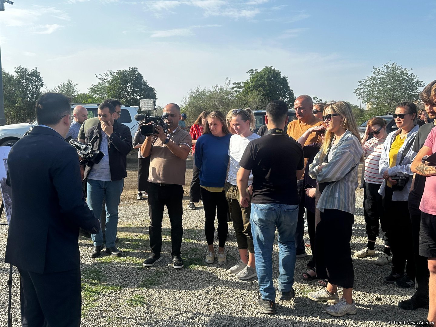 Norveç səyahətçiləri Qarabağ və Şərqi Zəngəzura səfəri çərçivəsində Ağdama gəlib (FOTO)