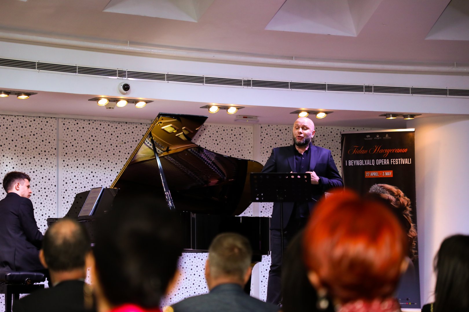 Bakıda opera sənətinin xarici ulduzları ilə klassik musiqi gecəsi keçirilib (FOTO)