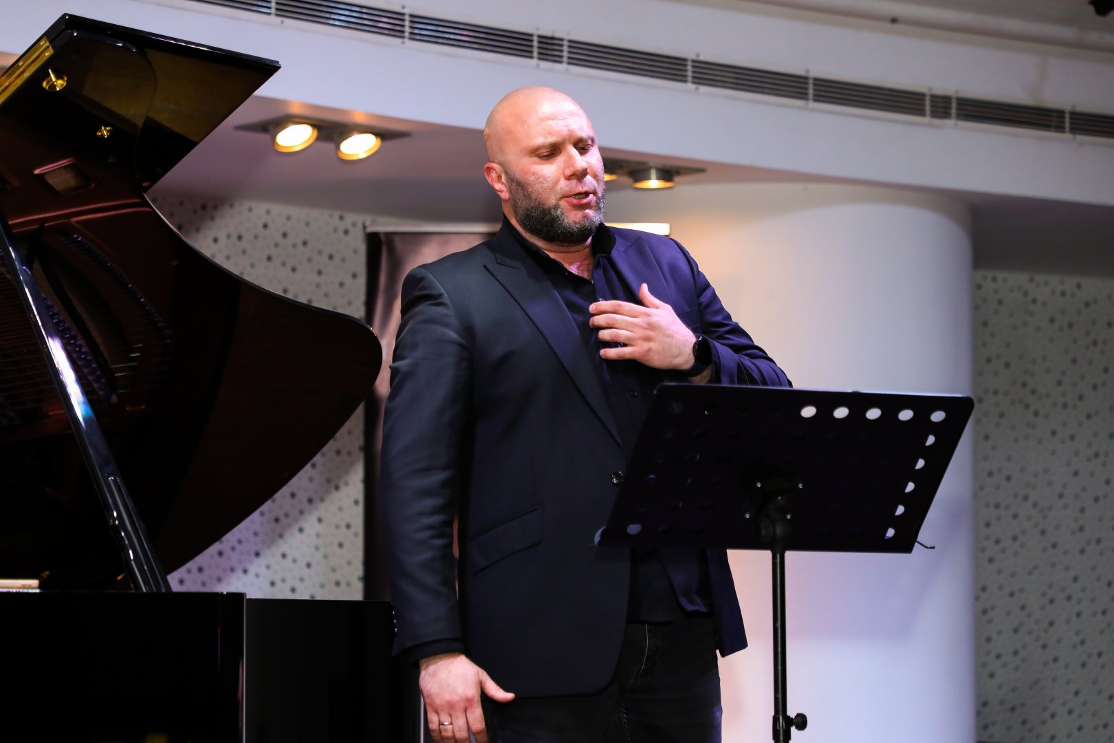 Bakıda opera sənətinin xarici ulduzları ilə klassik musiqi gecəsi keçirilib (FOTO)
