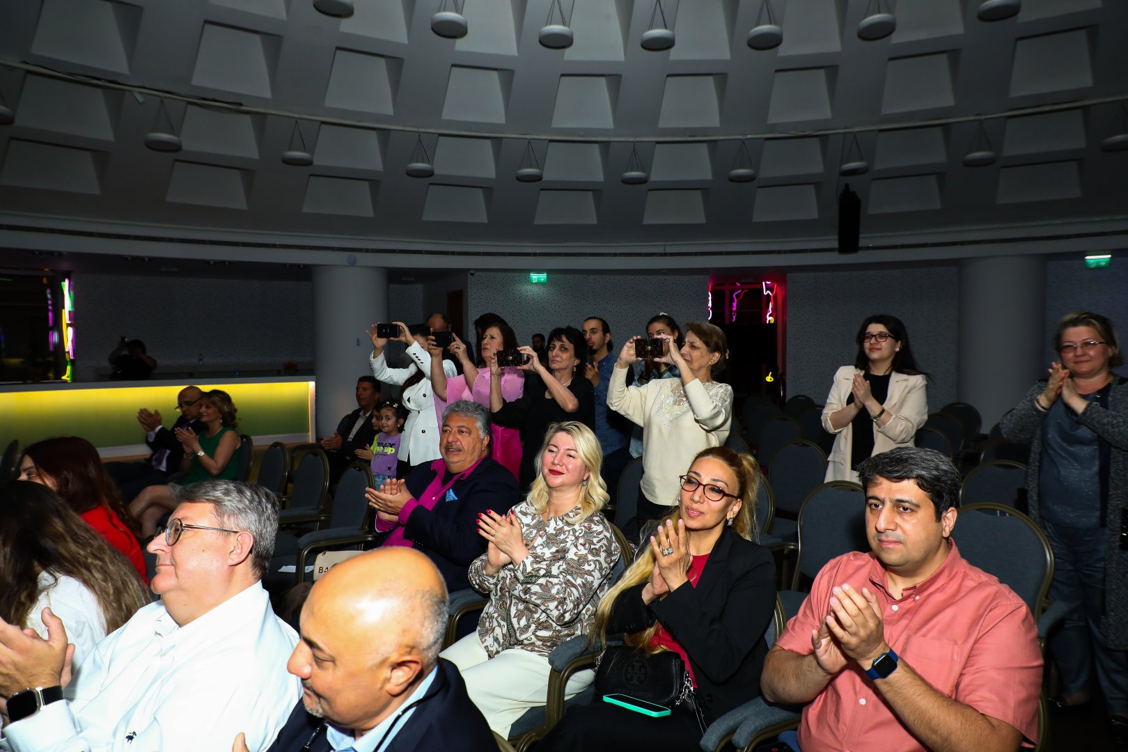 Bakıda opera sənətinin xarici ulduzları ilə klassik musiqi gecəsi keçirilib (FOTO)