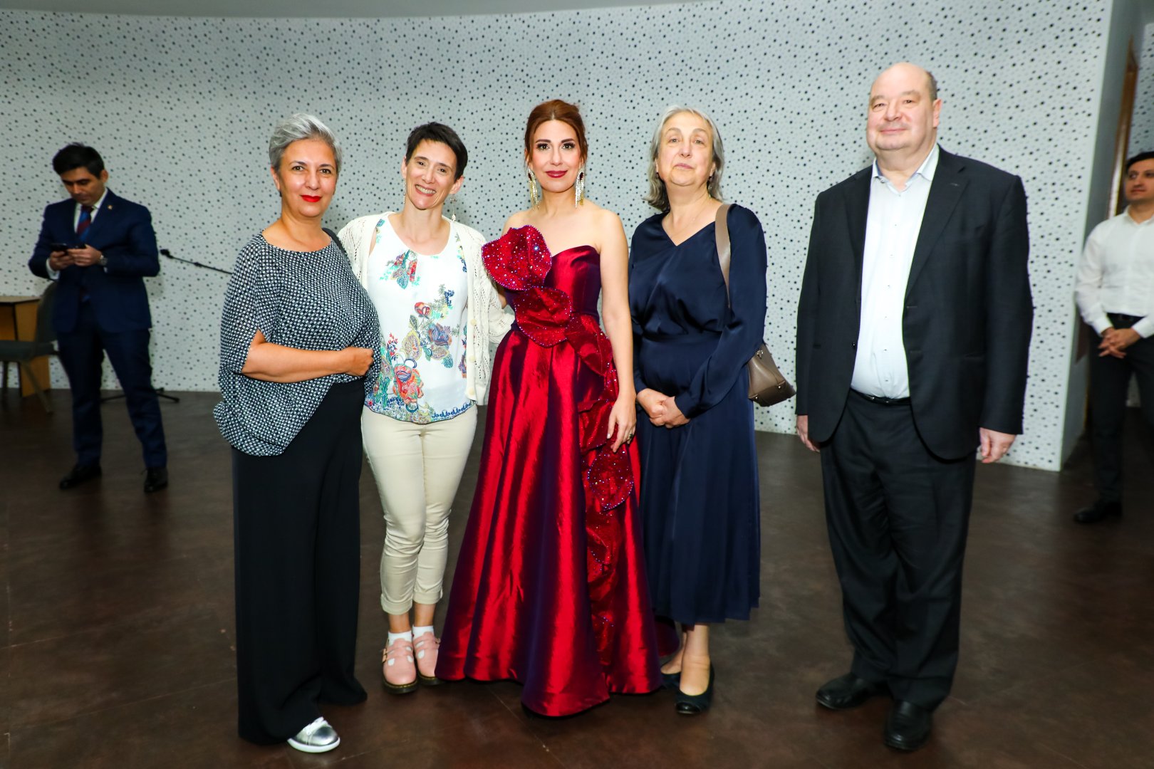 Bakıda opera sənətinin xarici ulduzları ilə klassik musiqi gecəsi keçirilib (FOTO)