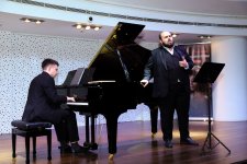 Bakıda opera sənətinin xarici ulduzları ilə klassik musiqi gecəsi keçirilib (FOTO)