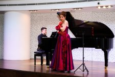 Bakıda opera sənətinin xarici ulduzları ilə klassik musiqi gecəsi keçirilib (FOTO)
