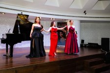 Bakıda opera sənətinin xarici ulduzları ilə klassik musiqi gecəsi keçirilib (FOTO)
