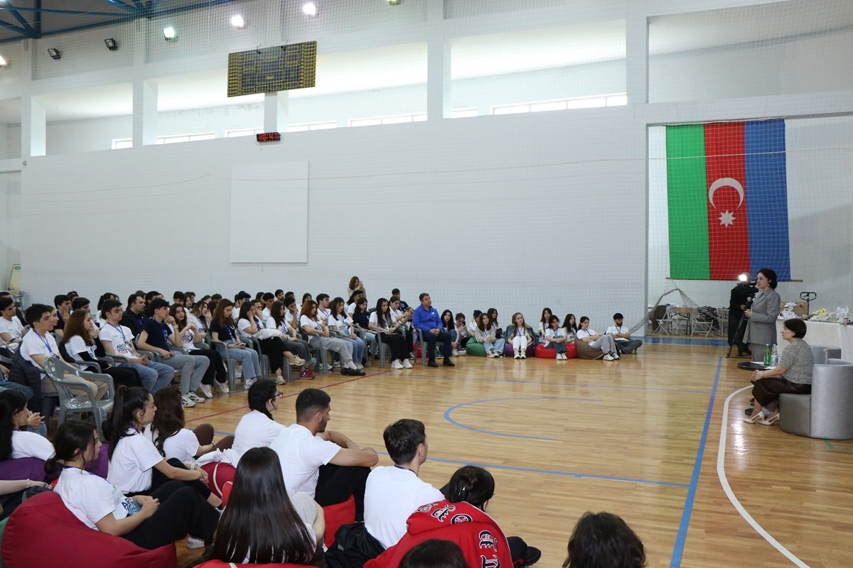 “ArchiVision WeekEND Camp” çərçivəsində Şəkidə panel müzakirələr və tələbələrin vörkşopu təşkil olunub (FOTO)