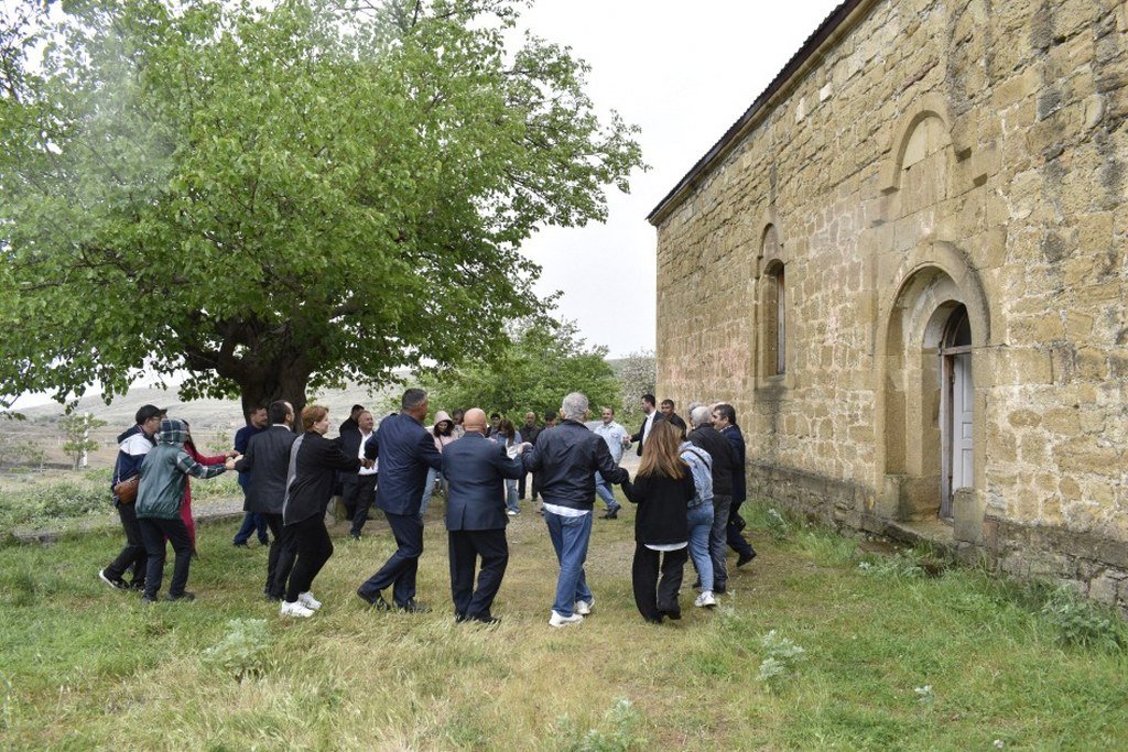 Dini konfessiyaların nümayəndələri Suqovuşan və Talışda olublar (FOTO)
