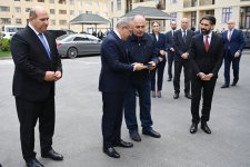 Bakıda neftçilərə evlər verildi (FOTO)