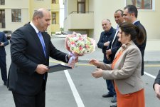 Bakıda neftçilərə evlər verildi (FOTO)