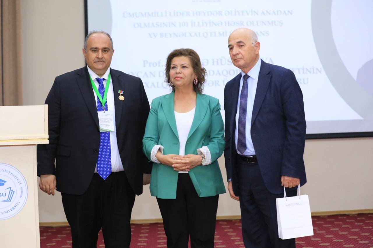 BSU-da Ümummilli Lider Heydər Əliyevin anadan olmasının 101-ci ildönümünə həsr edilmiş beynəlxalq elmi konfrans keçirilib (FOTO)