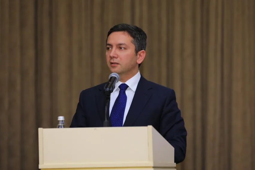 BSU-da Ümummilli Lider Heydər Əliyevin anadan olmasının 101-ci ildönümünə həsr edilmiş beynəlxalq elmi konfrans keçirilib (FOTO)