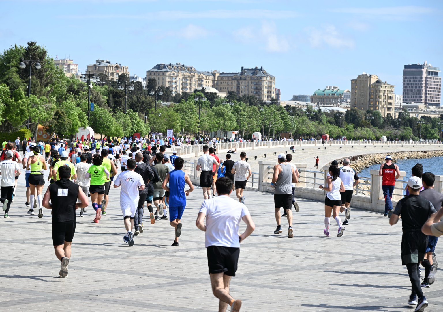 Heydər Əliyev Fondunun təşəbbüsü ilə keçirilən “Bakı marafonu 2024” başa çatdı (FOTO)