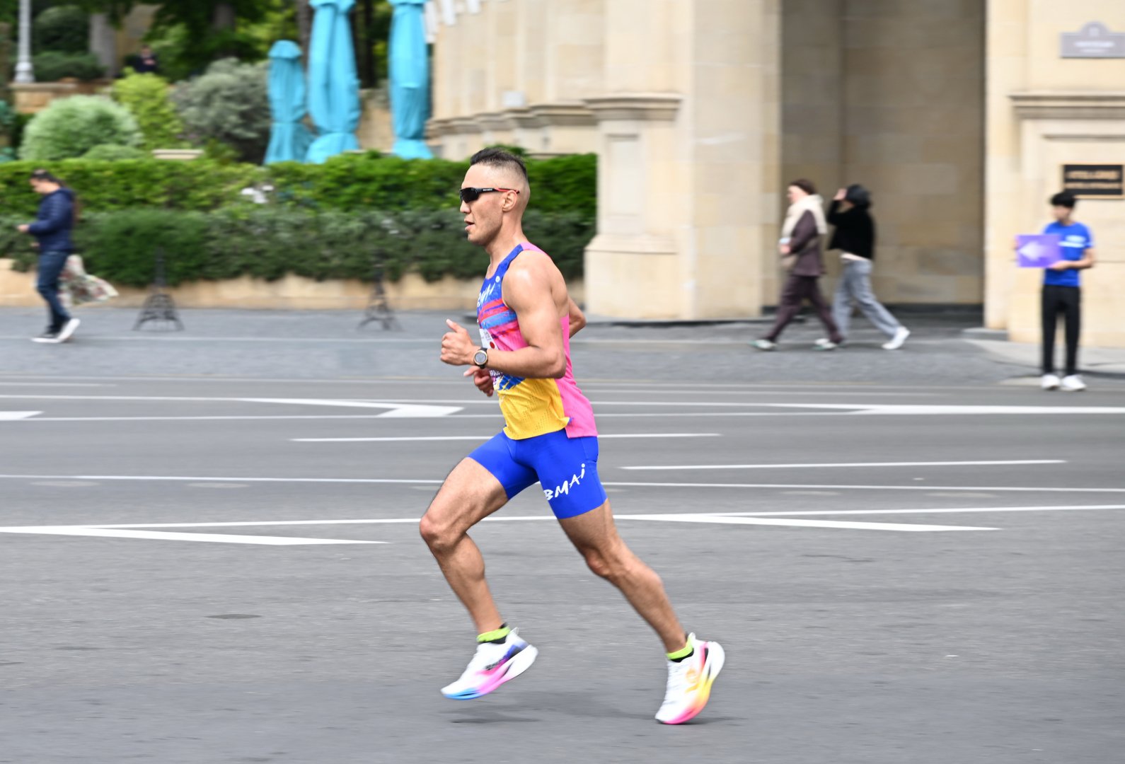 Heydər Əliyev Fondunun təşəbbüsü ilə keçirilən “Bakı marafonu 2024” başa çatdı (FOTO)