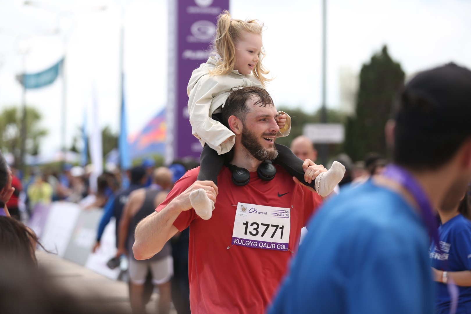 Heydər Əliyev Fondunun təşəbbüsü ilə keçirilən “Bakı marafonu 2024” başa çatdı (FOTO)