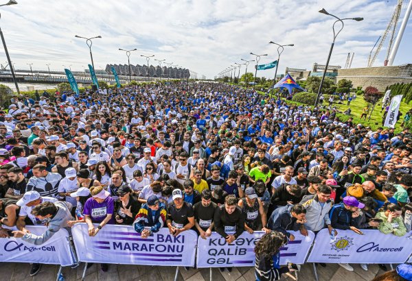 Heydər Əliyev Fondunun təşəbbüsü ilə keçirilən “Bakı marafonu 2024” başa çatdı (FOTO)