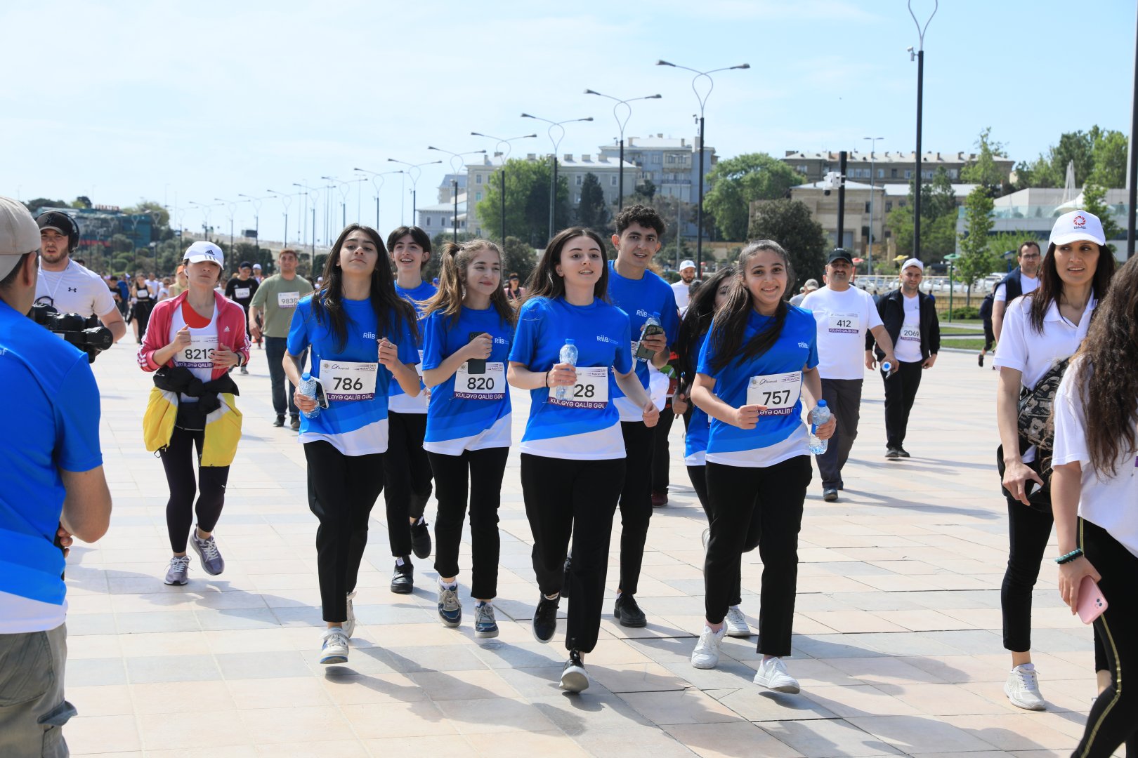 Heydər Əliyev Fondunun təşəbbüsü ilə keçirilən “Bakı marafonu 2024” başa çatdı (FOTO)