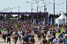 Heydər Əliyev Fondunun təşəbbüsü ilə keçirilən “Bakı marafonu 2024” başa çatdı (FOTO)