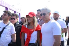 Heydər Əliyev Fondunun təşəbbüsü ilə keçirilən “Bakı marafonu 2024” başa çatdı (FOTO)