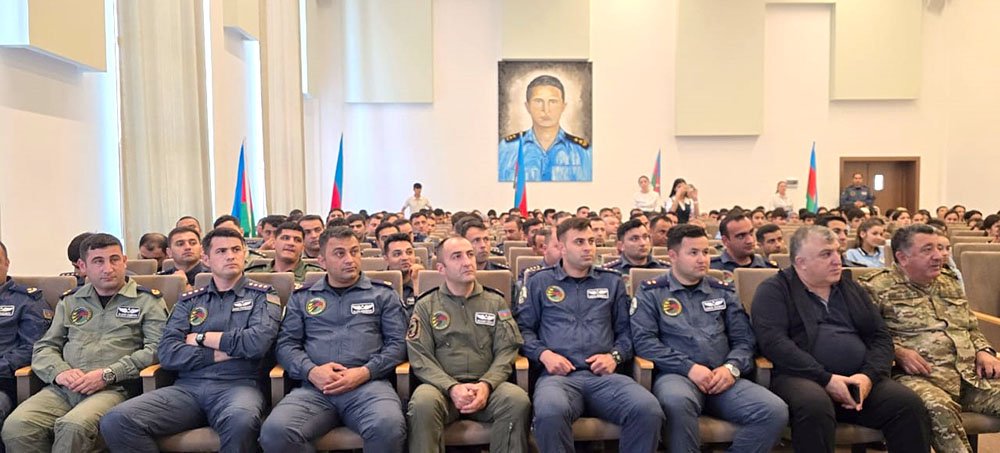 HHQ-nin şəxsi heyəti üçün vətənpərvərlik ruhunda tədbir keçirilib (FOTO)