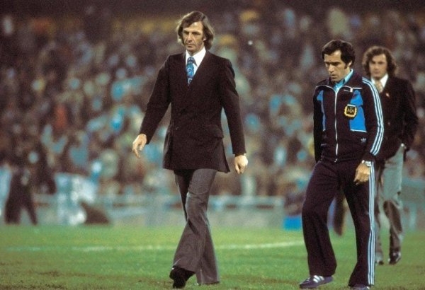 Argentinanı dünya çempionu edən məşqçi ölüb