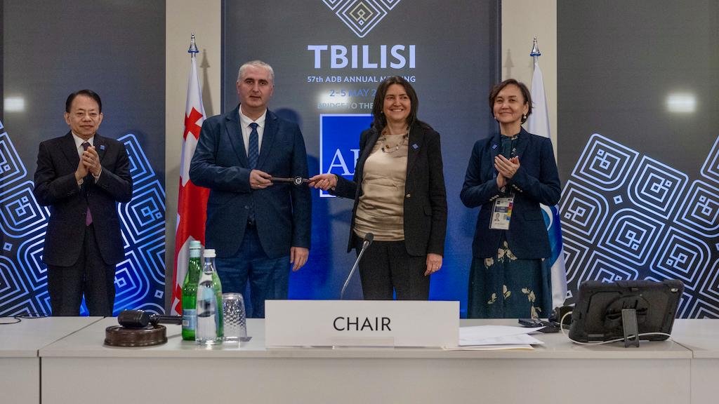 AİB-in illik toplantısı gələn il İtaliyada keçiriləcək (FOTO)