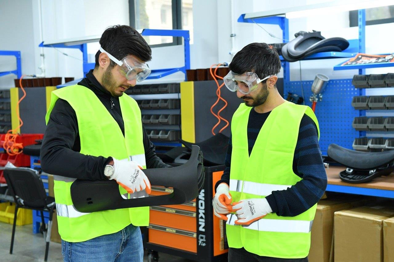 İstehsal ilə məşğul olan sahibkarlara dəstək – KOB Model Müəssisəsi