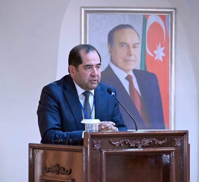 “Qərbi Azərbaycana qayıdışın beynəlxalq-hüquqi əsasları” mövzusunda konfrans keçirilib (FOTO)