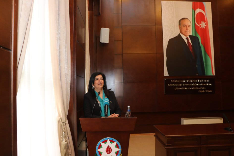 Hərbi Prokurorluqda Ümummilli Liderin anadan olmasının 101-ci ildönümü münasibətilə tədbir keçirilib (FOTO)
