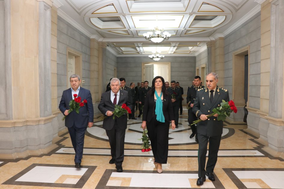 Hərbi Prokurorluqda Ümummilli Liderin anadan olmasının 101-ci ildönümü münasibətilə tədbir keçirilib (FOTO)