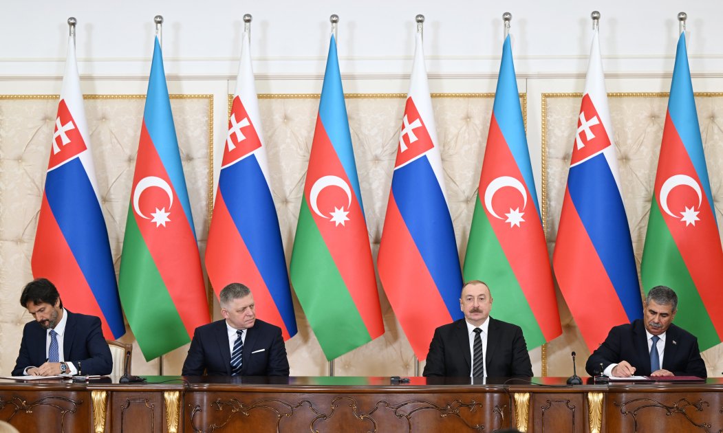 Azərbaycan-Slovakiya sənədlərinin imzalanması mərasimi olub (FOTO) (YENİLƏNİB)