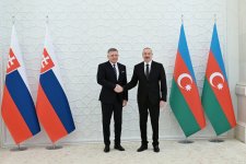Prezident İlham Əliyevin Slovakiyanın Baş naziri ilə təkbətək görüşü olub (FOTO/VİDEO) (YENİLƏNİB)