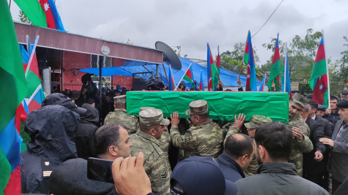 Birinci Qarabağ müharibəsi şəhidi Xaçmazda dəfn olundu (FOTO)