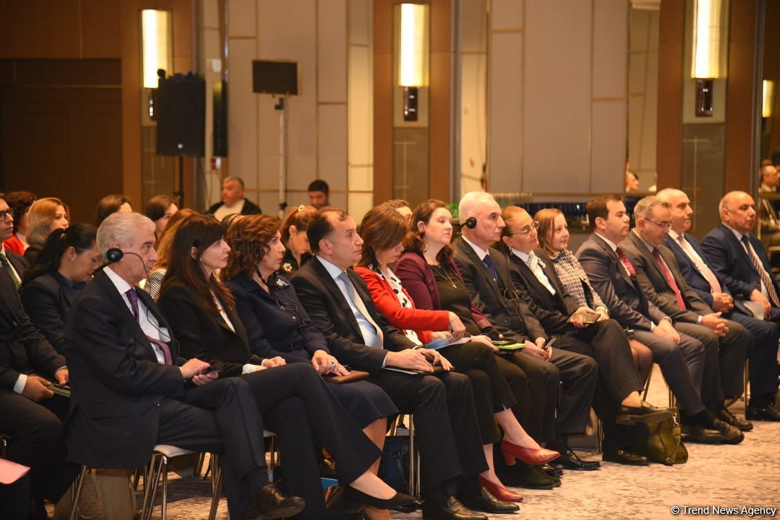 Bakıda 4-cü DİM Dialoqu keçirilib (FOTO) (ƏLAVƏ OLUNUB)