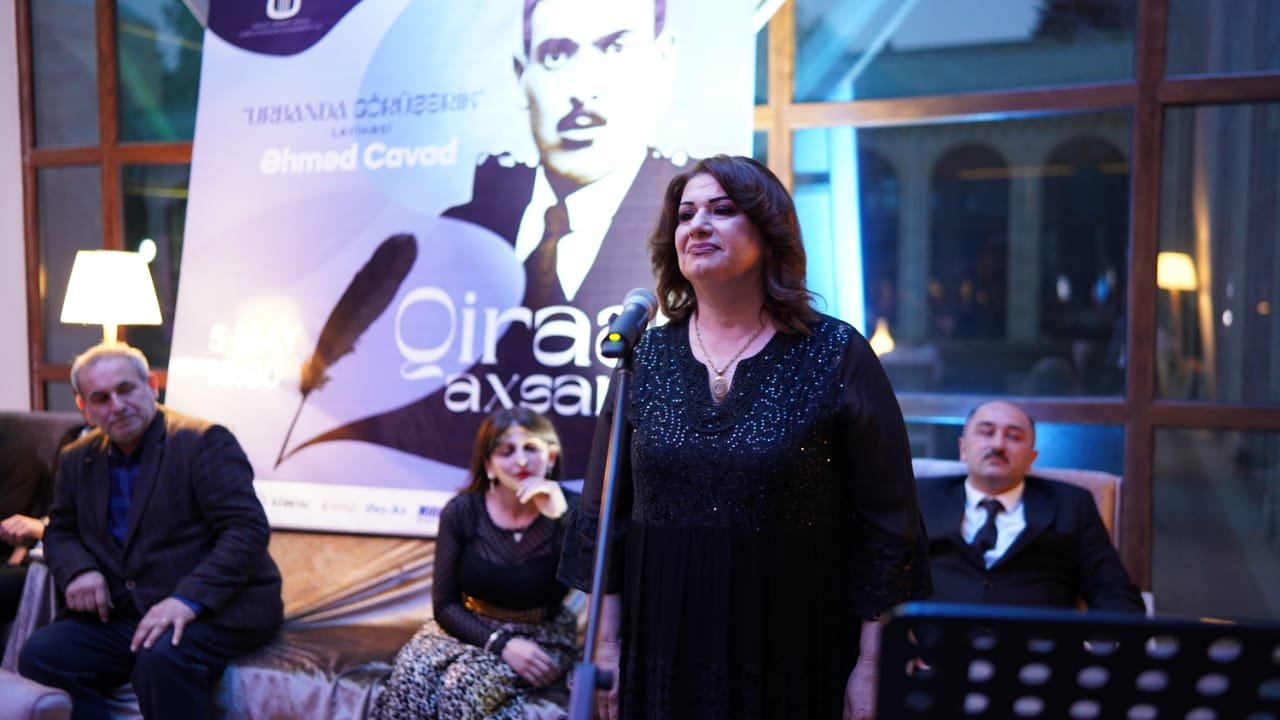 Gəncə Dövlət Filarmoniyasında "Urbanda görüşərik" layihəsi çərçivəsində Əhməd Cavad yad edilib (FOTO)