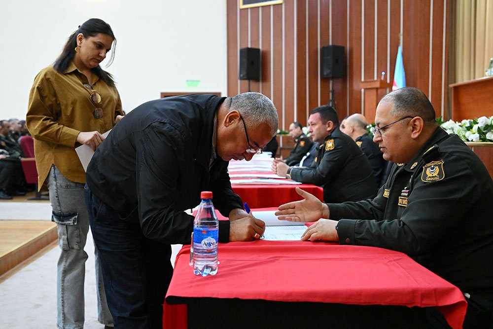 Bir qrup hərbi qulluqçuya mənzillər təqdim edilib (FOTO)