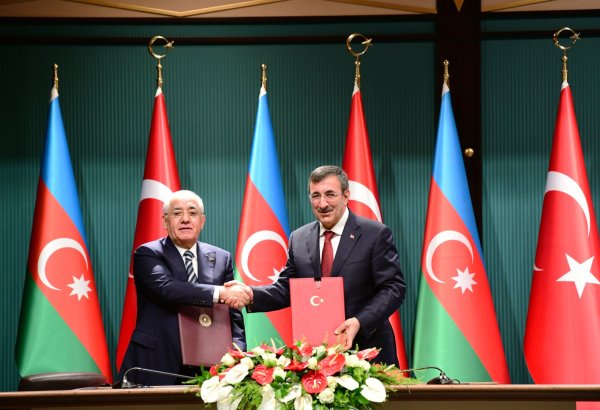 Ankarada Azərbaycan və Türkiyə Birgə Hökumətlərarası Komissiyasının iclası keçirilib (FOTO)