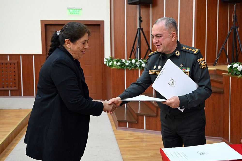 Bir qrup hərbi qulluqçuya mənzillər təqdim edilib (FOTO)