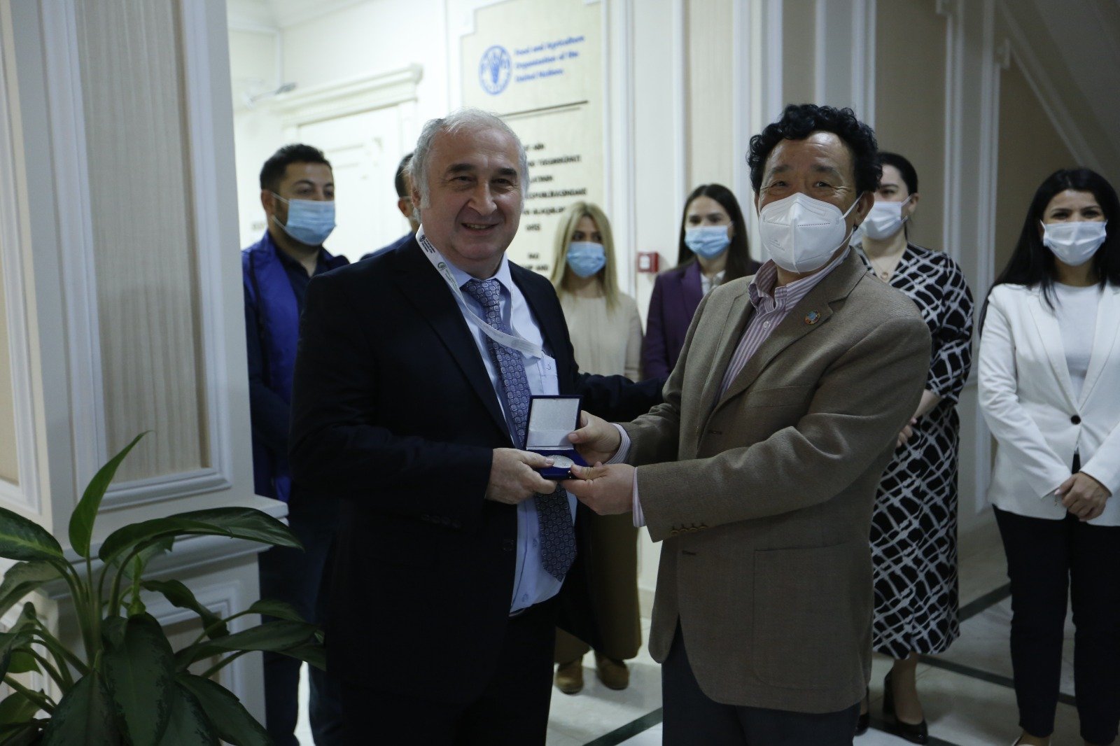 FAO-nun Strateji Planlaşdırma və Ehtiyatların İdarəolunması Ofisinin strategiya və planlaşdırma üzrə aparıcı eksperti Elxan Əliyevlə BMT-də əmək yolunun əsas dövrləri barədə söhbət