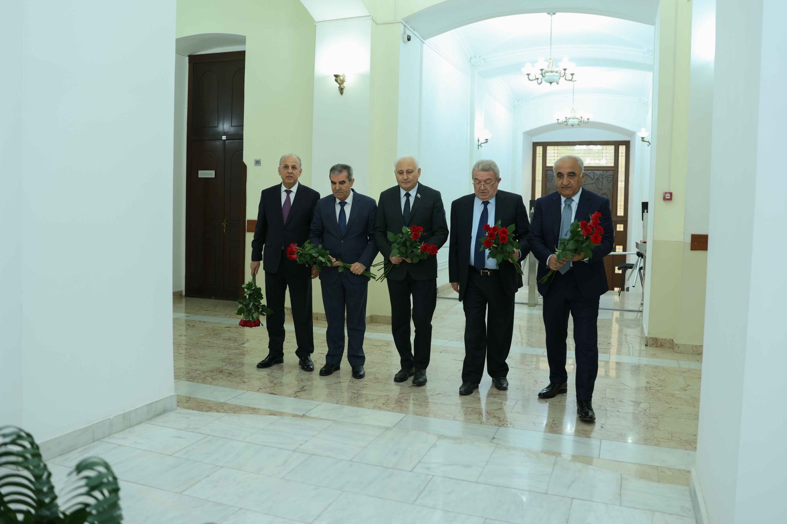 UNEC-də Ulu Öndər Heydər Əliyevin 101-ci ildönümü qeyd olunub (FOTO)