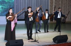 Tələbələr arasında keçirilmiş müsabiqə-festivalın yekun konserti olub (FOTO)