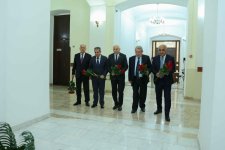 UNEC-də Ulu Öndər Heydər Əliyevin 101-ci ildönümü qeyd olunub (FOTO)