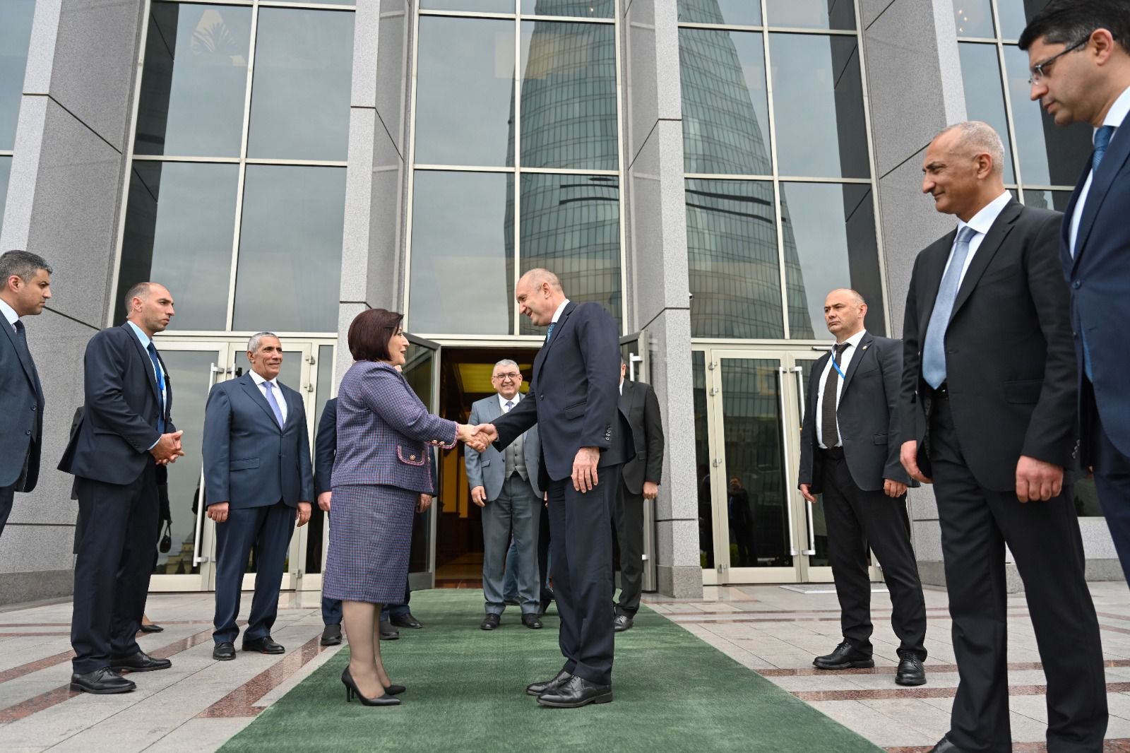 Milli Məclisin sədri ilə Bolqarıstan Prezidenti arasında görüş keçirilib (FOTO)