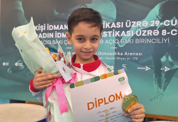 Yarışların ən yaddaqalan anı mükafatların təqdimatı olub – gənc azərbaycanlı gimnast
