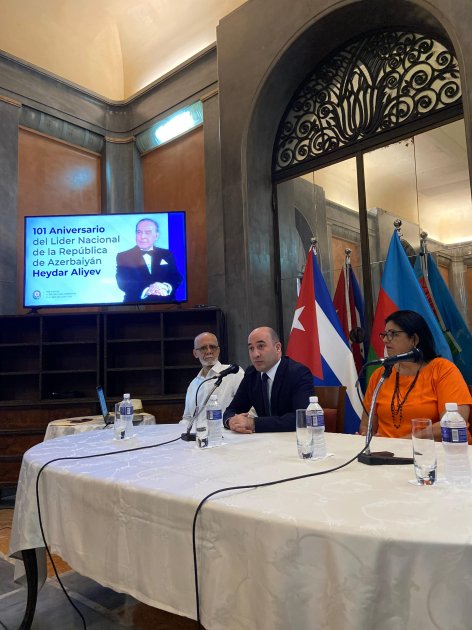 Kubada Ulu Öndər Heydər Əliyevin 101 illiyi münasibətilə tədbir təşkil edilib (FOTO)
