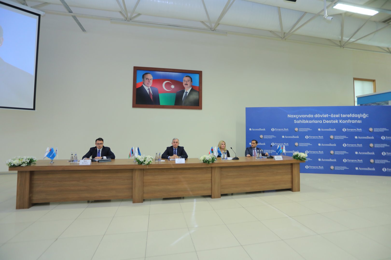 AccessBank Naxçıvan MR İqtisadiyyat Nazirliyi və AYİB-in dəstəyi ilə Naxçıvanda sahibkarlara dəstək mövzusunda konfrans təşkil edib (FOTO)