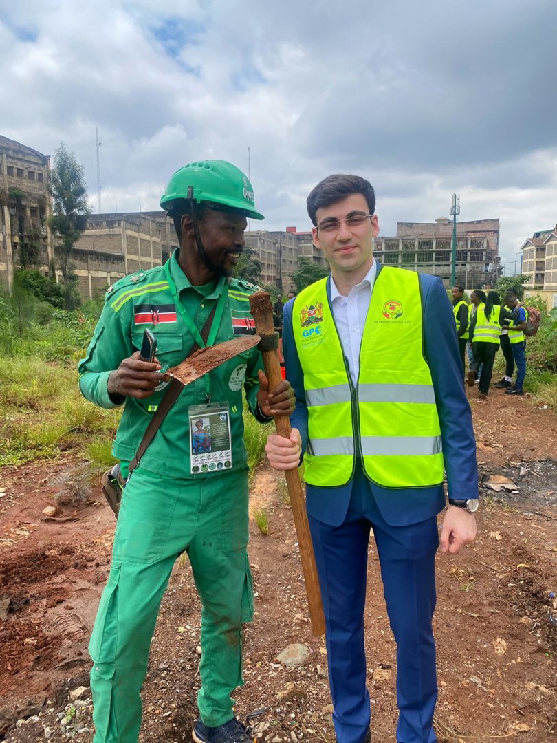 Azərbaycan QHT-ləri ilk dəfə Afrikada ağacəkmə aksiyasında iştirak edib (FOTO)