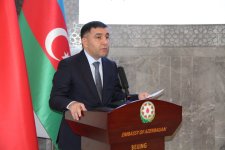Pekin şəhərində Ulu Öndərin fikirləri əsasında hazırlanmış “Xalq öz dili ilə yaranır” adlı Azərbaycan dili dərsliyinin təqdimatı olub