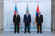 Azərbaycan, Ermənistan və Qazaxıstan XİN rəhbərləri arasında görüş keçirilir (FOTO)