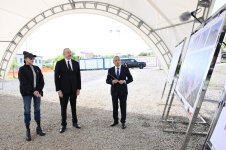 Prezident İlham Əliyev və Birinci xanım Mehriban Əliyeva Şuşada üçüncü yaşayış kompleksinin təməlqoyma mərasimində iştirak ediblər (FOTO/VİDEO) (YENİLƏNİB)