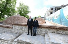 Prezident İlham Əliyev və Birinci xanım Mehriban Əliyeva Şuşada "Şirin su" hamamının bərpadan sonra açılışında iştirak ediblər (FOTO/VİDEO) (YENİLƏNİB)