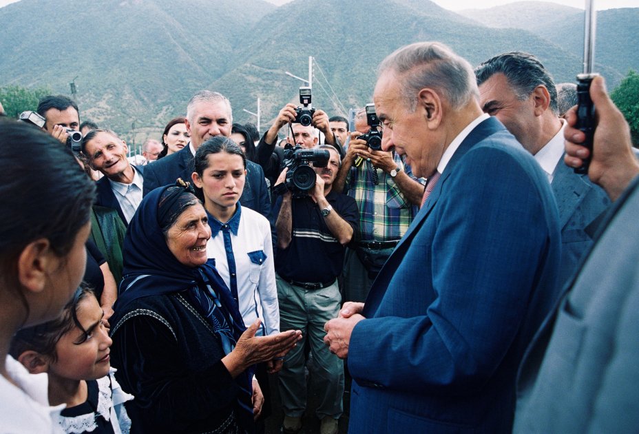 Müstəqil və bütöv Azərbaycan Heydər Əliyev siyasi irsinin təntənəsidir